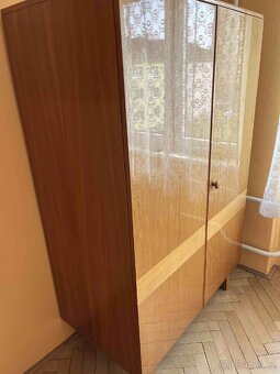 Šatní skříň - 2