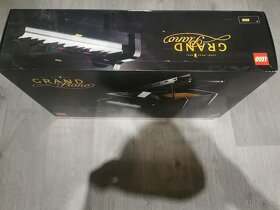 Lego 21323 Velké piano - 2
