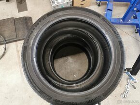 Letní pneumatiky 235/45/R20 - 2
