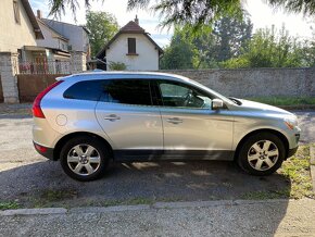 Volvo XC60 2,4 D5 AWD - 2
