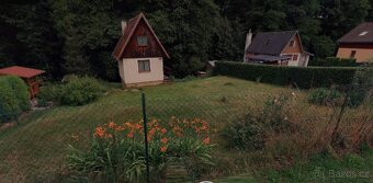 Prodej slunné zahrady s podsklepenou chatkou Stráž nad Nisou - 2