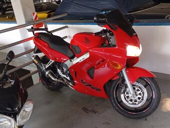 Honda vfr800 fi.mozna výměna - 2