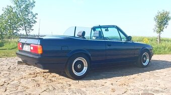 BMW E30 325i cabrio - 2