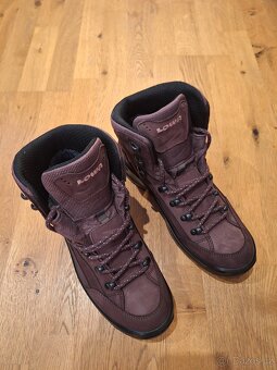 Prodám dámskou turistickou obuv LOWA Renegade GTX MID WS - 2