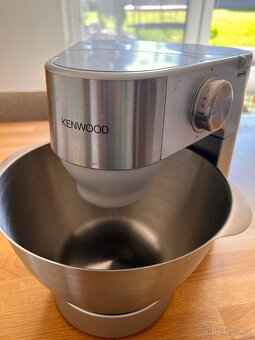 Kuchyňský robot Kenwood KM 266 - 2