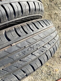 Pneu 155/70 R13 - 2
