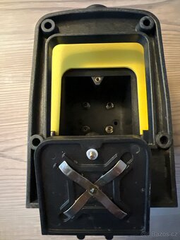 Rotační laser Stanley RL100 - 2