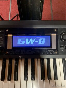 Roland gw 8 - 2