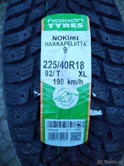 225/40/18 zimni pneu NOKIAN HAKAPELITA 225/40 R18 - 2
