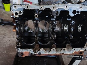 Blok motoru CBDB - 2