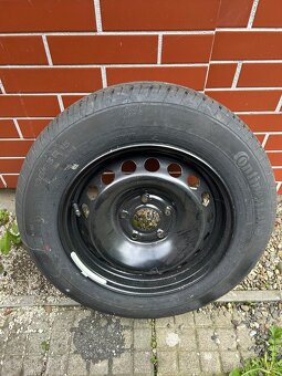 Letní pneu 195/65R15 včetně plech. kola - 1ks - 2