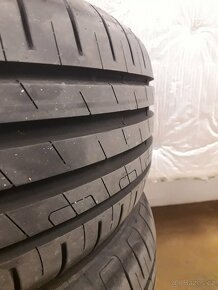 Prodávám 4ks zánovních letních pneumatik Goodyear 205/55 R17 - 2