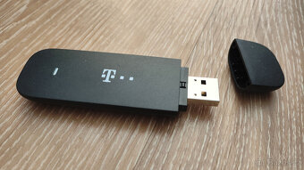 4G LTE USB modem Alcatel LinkKey IK40V - 2