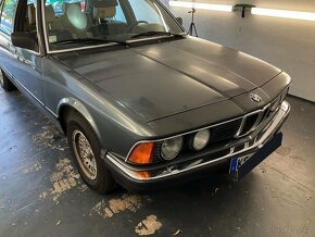 BMW 732i E23 - 2