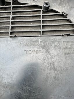 Porsche 964 - levý spodní kryt předního nárazníku - 2