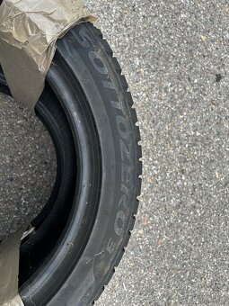 Zimní pneu Pirelli Sottozero3 225/50 R17 - 2