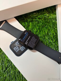 Apple watch SE 2023 44mm - 98% baterie - 2