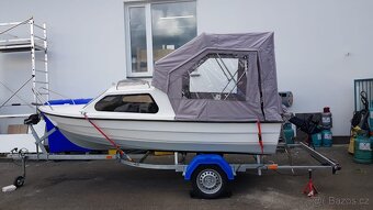 Kajutová loď s motorem bez potřeby VMP - 2