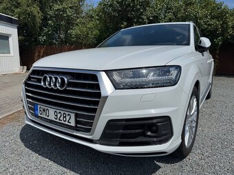 Audi Q7,s-line,3,0 tdi,bílá perleť... - 2