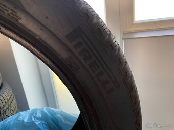 Zimní pneu Pirelli R22 285/45 - 2
