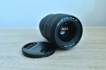 Sigma 28 - 70 mm, f/2.8; pro Nikon - 2