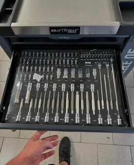 Dílenský vozík Kraftwelle s nářadím na kolečkách - 2