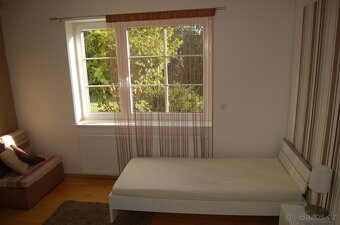Prodám postel jednolůžko 206x96 - 2