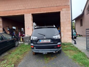 Outlander 2,4i - 2