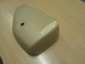 MZ etz 150 boční plechování na baterii - 2