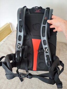 Velký fotobatoh KATA bumblebee – 220 PL - 2