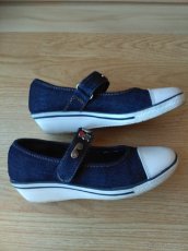 Dívčí střevíce vel.31 - 2