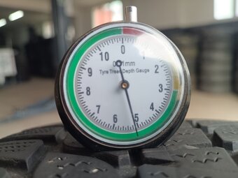 215/45 R17 BRIDGESTONE (4012) - 2