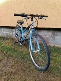 Dívčí kolo Leader Fox 24 - 2