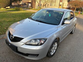 Mazda 3 1.4i 62kw rv. 2008 serviska pěkný stav - 2
