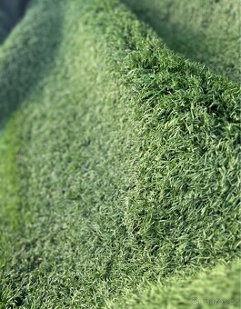 UMĚLÝ TRÁVNÍK TRÁVA KRYTINA PODLAHA PRODEJ ROLE - 2