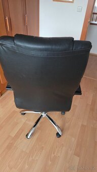 Kožené kancelářské křeslo za odvoz - 2