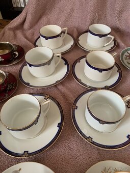 Úklid půdy 1: hrnečky, konvice, skleničky - 2