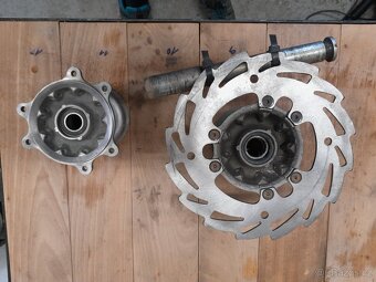 Náboj Honda CR 250 - 2