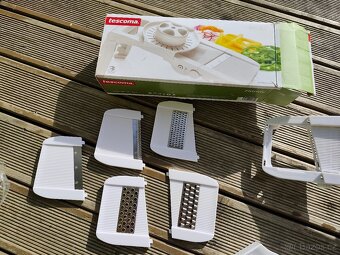 Kráječ na zeleninu tescoma 5 nástavců - 2