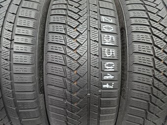 Zimní pneu 205/50/17 Continental - 2