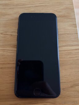 Apple iPhone SE 2020 64GB cerny - 2