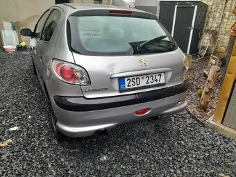 Peugeot 206 - 2