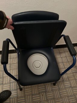 Toaletní židle - 2