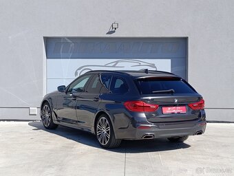 BMW 540d TOURING xDRIVE MSPORT PANO DPH - 2