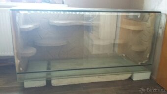 Prodam levne velike terarium - 2