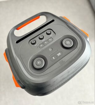 JBL 710 - 2