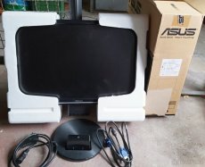 LCD monitor ASUS 19" - 2