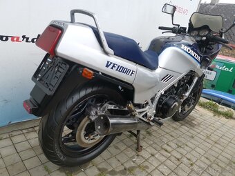 Honda VF 1000 - 2