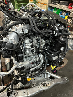 MOTOR BMW 2.0 D B47D20B BMW 520d (G30-G31) 1400 km Kompletní - 2