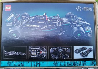 Lego Technic 42171 Mercedes AMG - 2